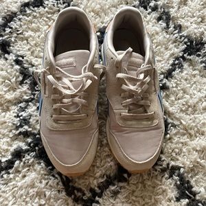 Women’s Reebok classics